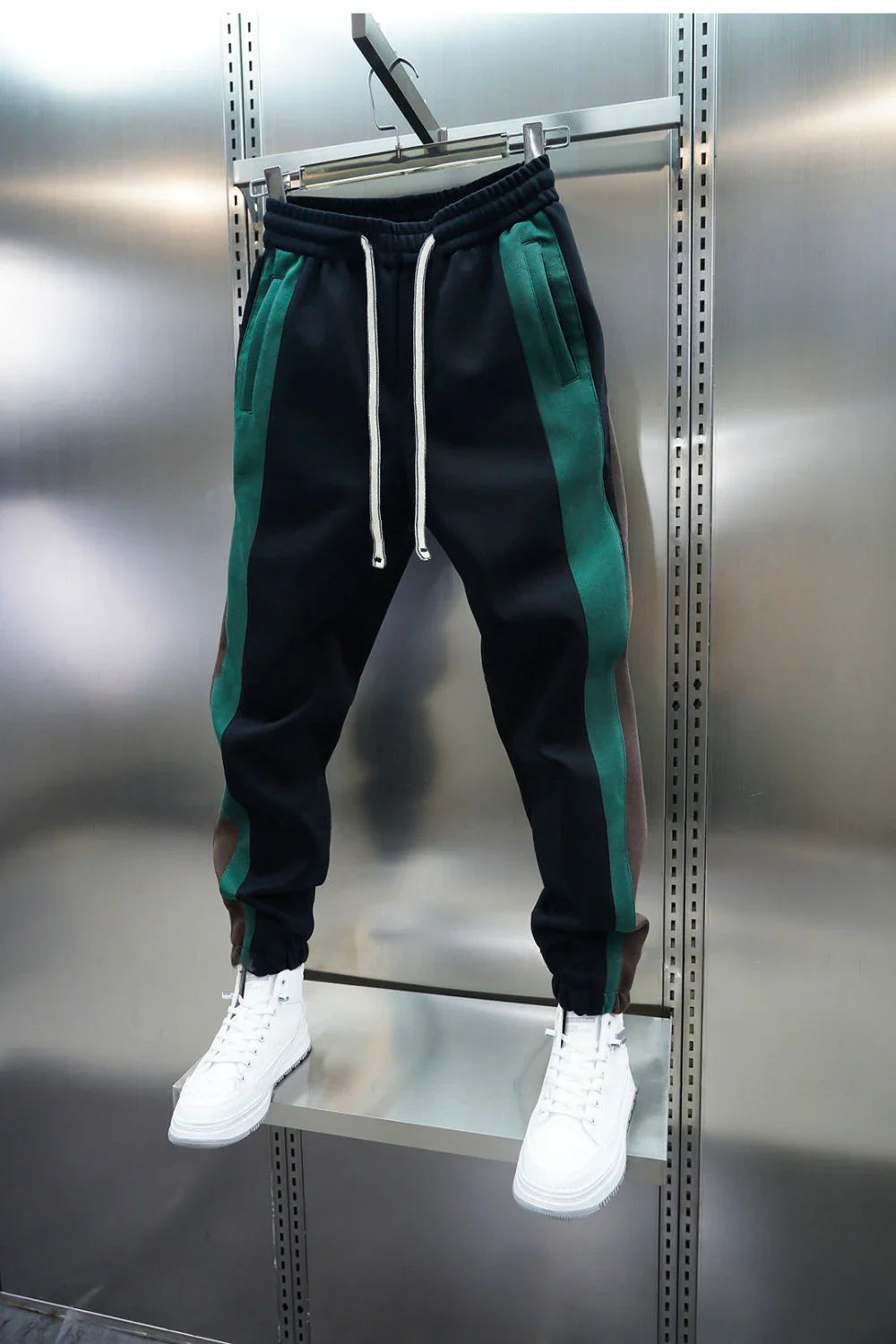 Axel | Contrast Stripe Pants