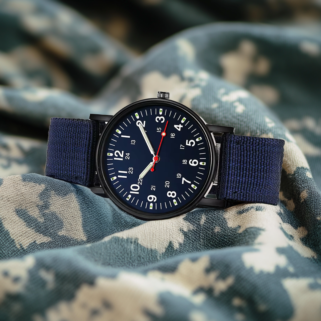 Elegant Quartz Timepiece™: Timeless Luxury on Your Wrist