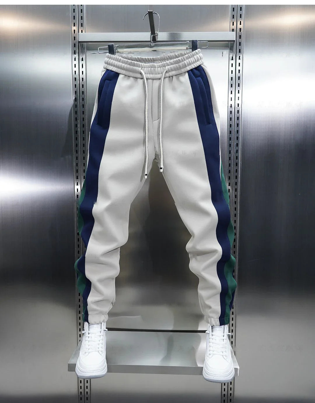 Axel | Contrast Stripe Pants